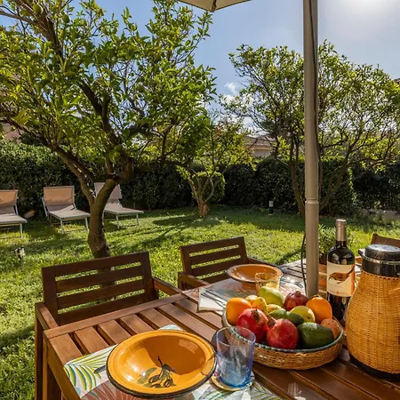 Casa Decano Sea And Beautiful Garden * Сан-Винченцо
